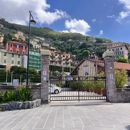 Casa Sea Life, Beachfront With Parking * Camogli