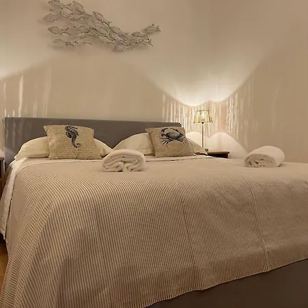 Casa Sea Life, Beachfront With Parking *