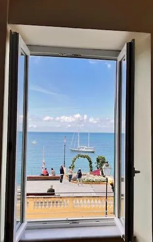 Casa Sea Life, Beachfront With Parking 카모글리