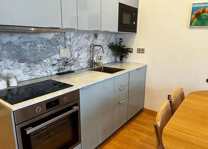 Casa Sea Life, Beachfront With Parking Lägenhet